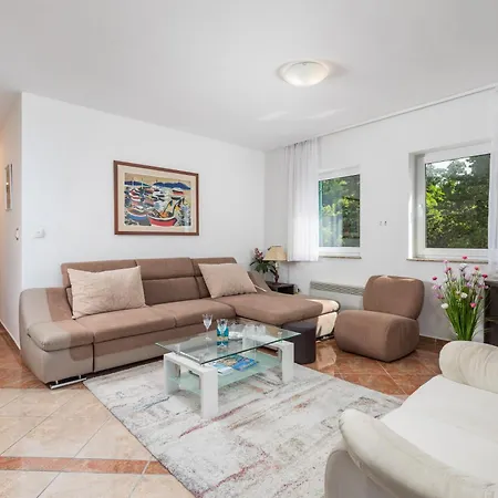 Apartment Palme Hill With A Pool *